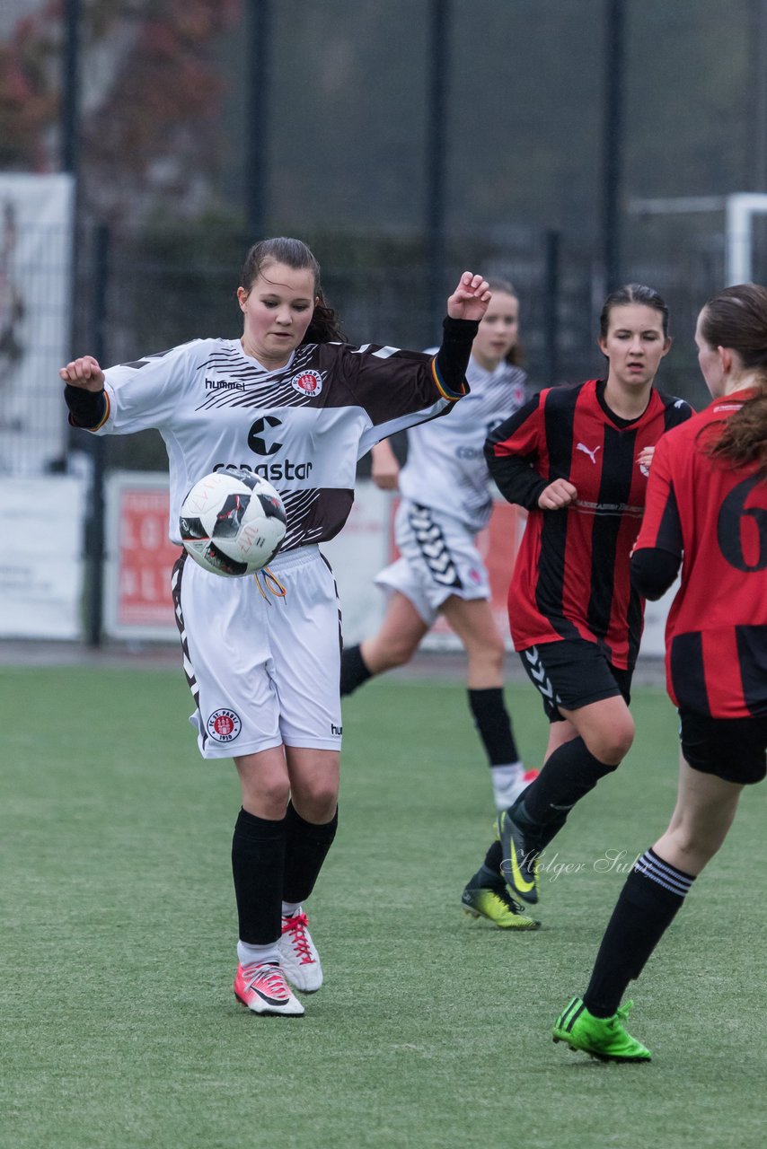 Bild 256 - B-Juniorinnen FC St.Pauli . Braedstrup IF : Ergebnis: 4:1